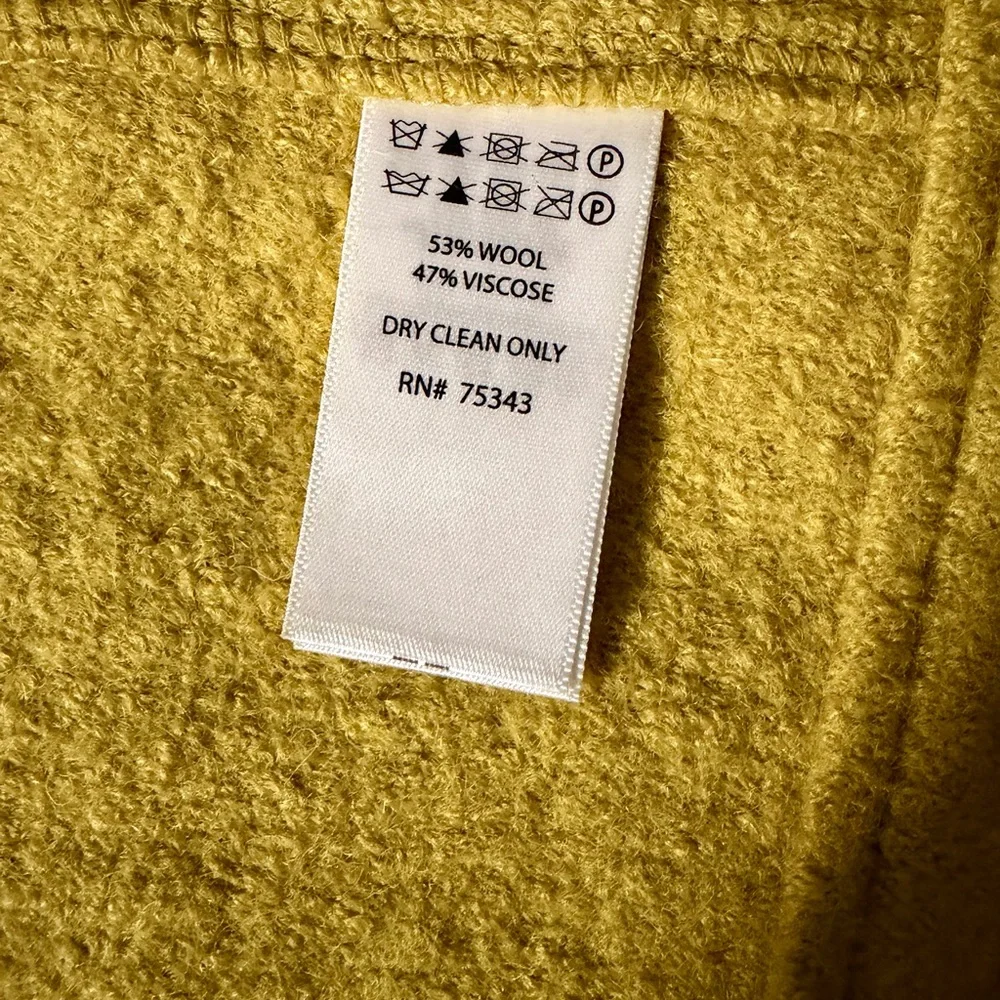 Tahari Women's Vibrant Yellow Leather Jacket - Picture 6 of 9